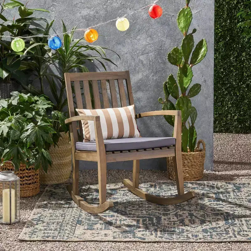 Fauteuil à bascule de patio en bois d'acacia Montrose gris - Christopher Knight Home : Rocker d'extérieur résistant aux intempéries