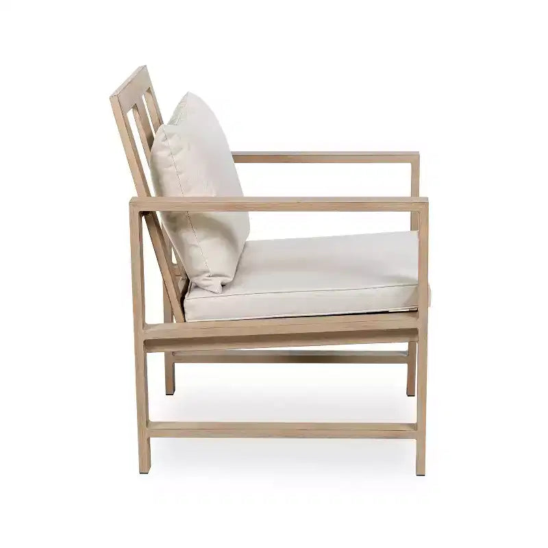 Greemotion Lot de 2 fauteuils de jardin Bordeaux en métal brossé avec coussins marron : Cadre en aluminium, résistant aux UV et aux intempéries.