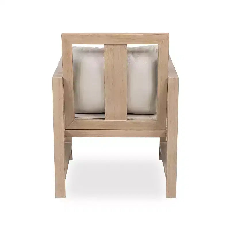 Greemotion Lot de 2 fauteuils de jardin Bordeaux en métal brossé avec coussins marron : Cadre en aluminium, résistant aux UV et aux intempéries.