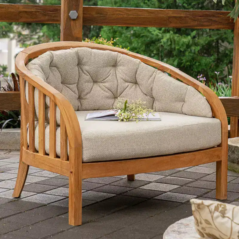 Chaise longue d'extérieur en teck Sonoma Lane Graford avec coussin taupe