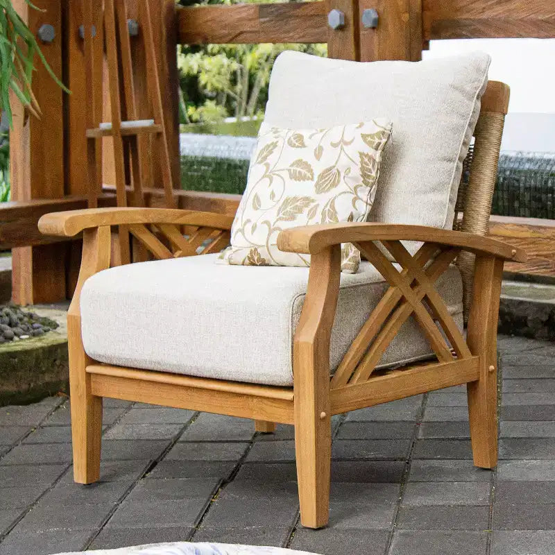 Fauteuil de jardin Sonoma Lane Eola en teck avec coussins zippés couleur sable