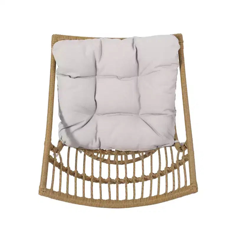Fauteuil de club d'extérieur en osier bohémien GDFStudio Apulia avec coussins