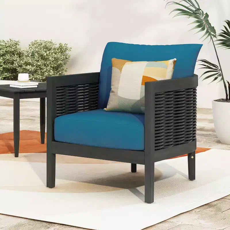 Fauteuil de jardin Christopher Knight Home Burchett en bois d'acacia et rotin avec coussins