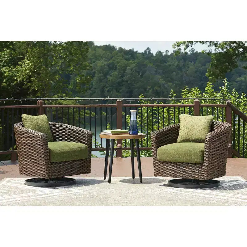 Signature Design by Ashley Horizon Hall, fauteuil de jardin pivotant toutes saisons avec coussin, vert