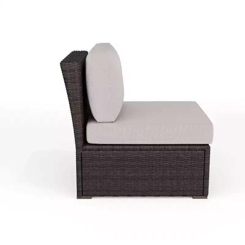 Canapé d'angle modulable central Martha Stewart Bedford pour l'intérieur et l'extérieur en rotin tressé avec coussins tout temps