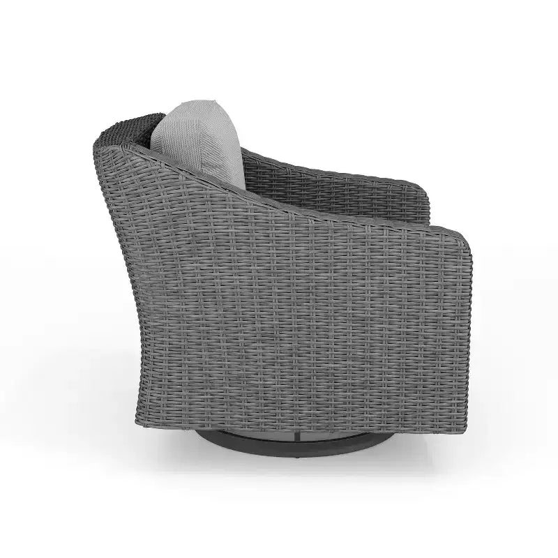 Chaise de patio d'intérieur/extérieur Martha Stewart Bedford (ensemble de 2) en osier de rotin avec pivotement à 360° et coussins toutes saisons