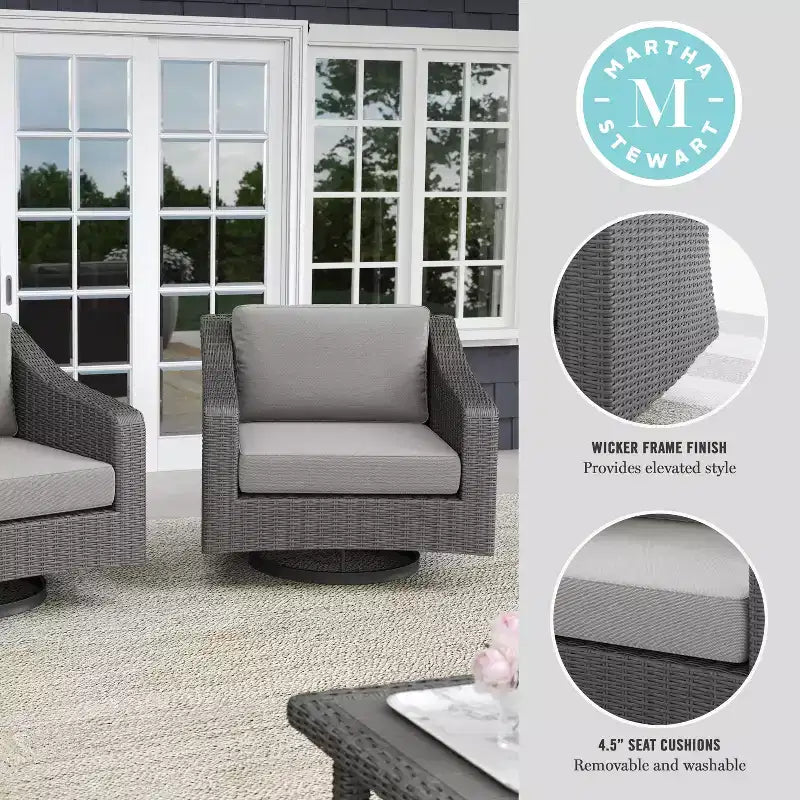 Chaise de patio d'intérieur/extérieur Martha Stewart Bedford (ensemble de 2) en osier de rotin avec pivotement à 360° et coussins toutes saisons