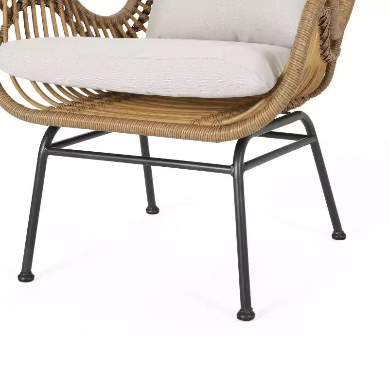 Christopher Knight Home Bechtel Chaises de club d'extérieur en osier tressé avec coussins (Lot de 2)