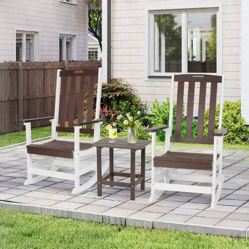 Chaise à bascule d'extérieur Aoodor, fauteuil à bascule en PEHD à lattes avec accoudoirs, conception toutes saisons pour l'intérieur ou l'extérieur