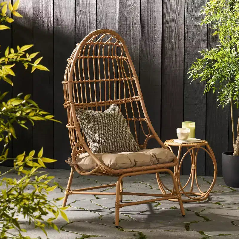 Fauteuil œuf de patio Okak 16 en rotin PE, fauteuil d'appoint, fauteuil relaxant surdimensionné pour porche, jardin et arrière-cour, fauteuil de salon moderne et rustique.