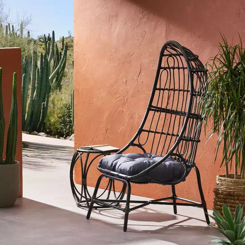 Fauteuil œuf de patio Okak 16 en rotin PE, fauteuil d'appoint, fauteuil relaxant surdimensionné pour porche, jardin et arrière-cour, fauteuil de salon moderne et rustique.