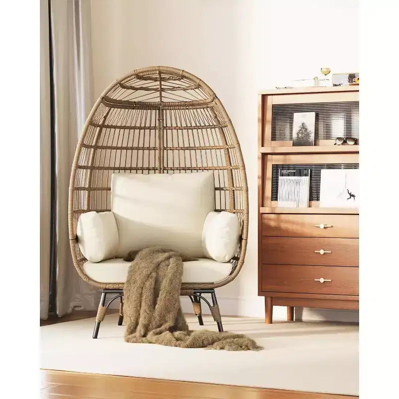 Fauteuil œuf surdimensionné en rotin pour l'extérieur, chaises de salon en osier avec support en acier et 4 coussins pour patio, porche, jardin, salons