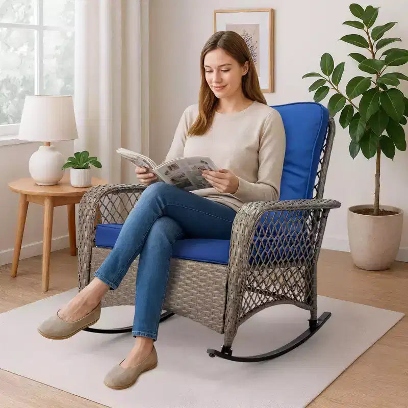 Karl Home | Fauteuil à bascule extérieur en rotin avec coussin