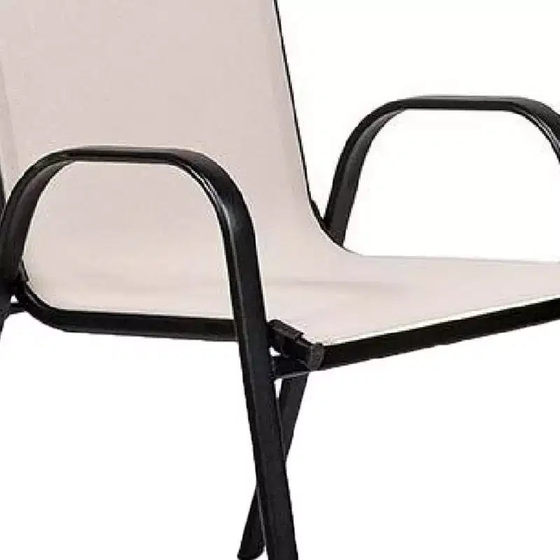 Lot de 2 chaises empilables d'extérieur Royal Hampton, en tissu maillé beige, métal noir