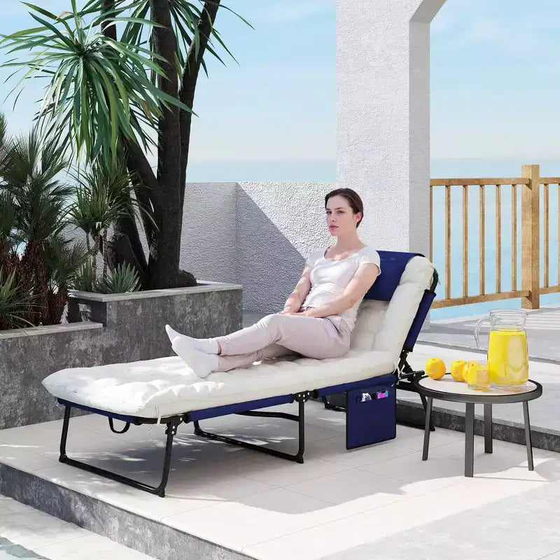 Chaise longue pliante de piscine avec dossier inclinable sur 4 niveaux, coussin, poche latérale, appuie-tête
