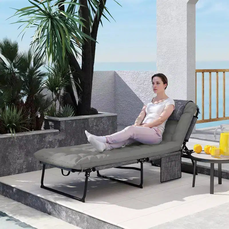 Chaise longue pliante de piscine avec dossier inclinable sur 4 niveaux, coussin, poche latérale, appuie-tête