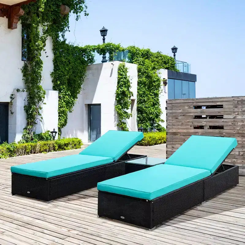 Ensemble de 2 chaises longues avec dossier réglable sur 5 positions, table basse d'extérieur, coussins déperlants, chaises de piscine en rotin PE