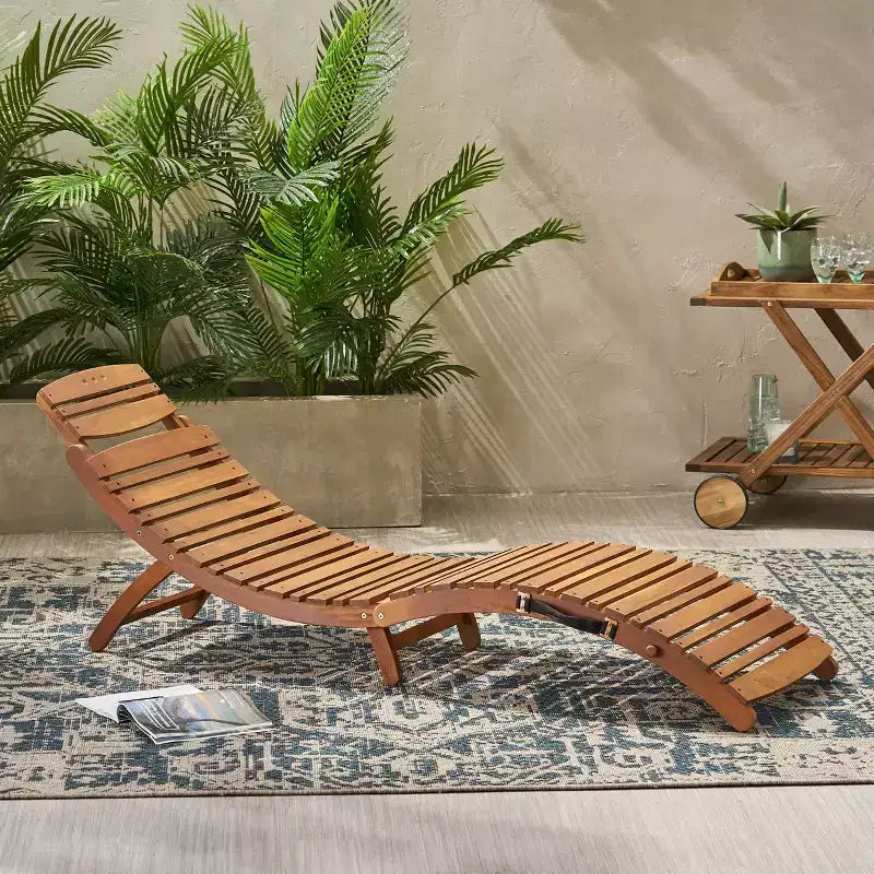 Okak Wooden Lounge Chairs with Curved Design, Foldable Outdoor Recliner with Slat Seat, Porch Chairs for Garden, Pool Side, Backyard