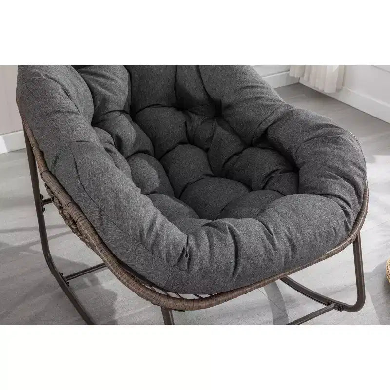 Fauteuils à bascule d'extérieur Okak en rotin avec coussin rembourré, fauteuils inclinables d'extérieur avec cadre métallique robuste, chaises de porche pour jardin, arrière-cour