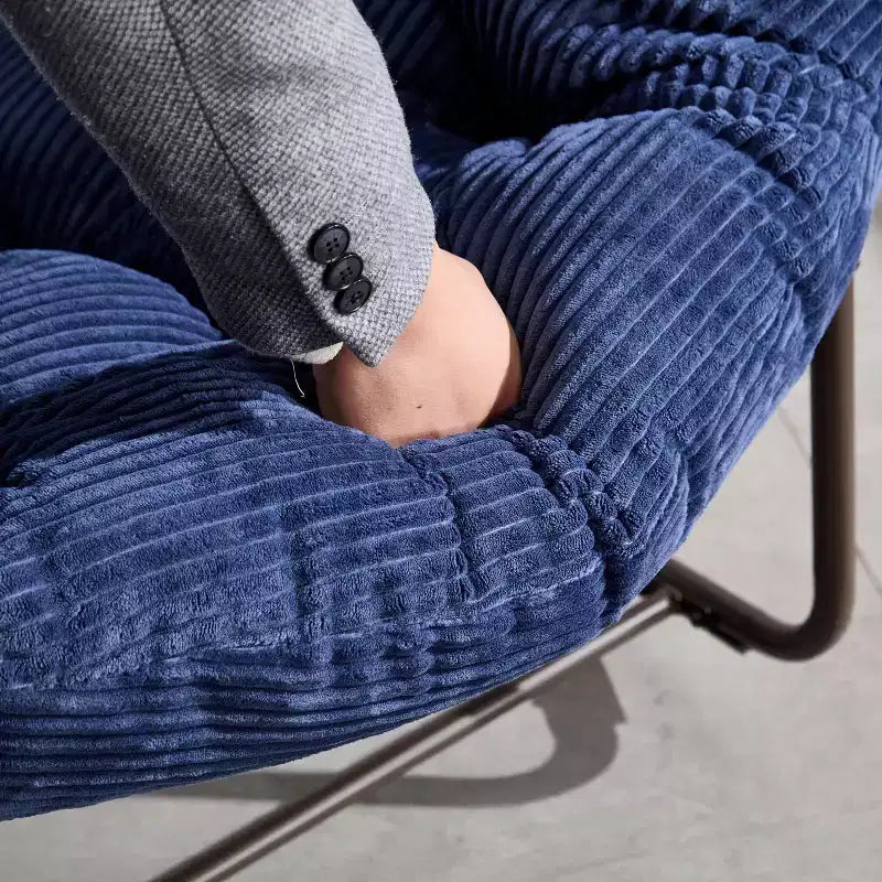 Fauteuils à bascule d'extérieur Okak en rotin avec coussin rembourré, fauteuils inclinables d'extérieur avec cadre métallique robuste, chaises de porche pour jardin, arrière-cour