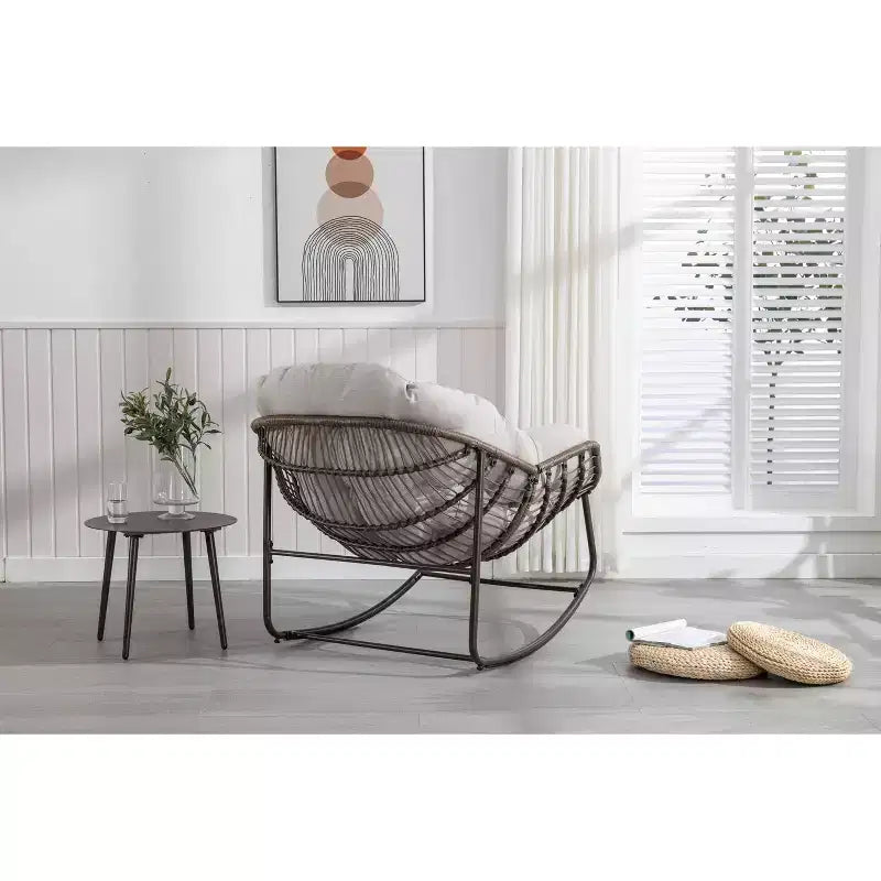 Fauteuils à bascule d'extérieur Okak en rotin avec coussin rembourré, fauteuils inclinables d'extérieur avec cadre métallique robuste, chaises de porche pour jardin, arrière-cour