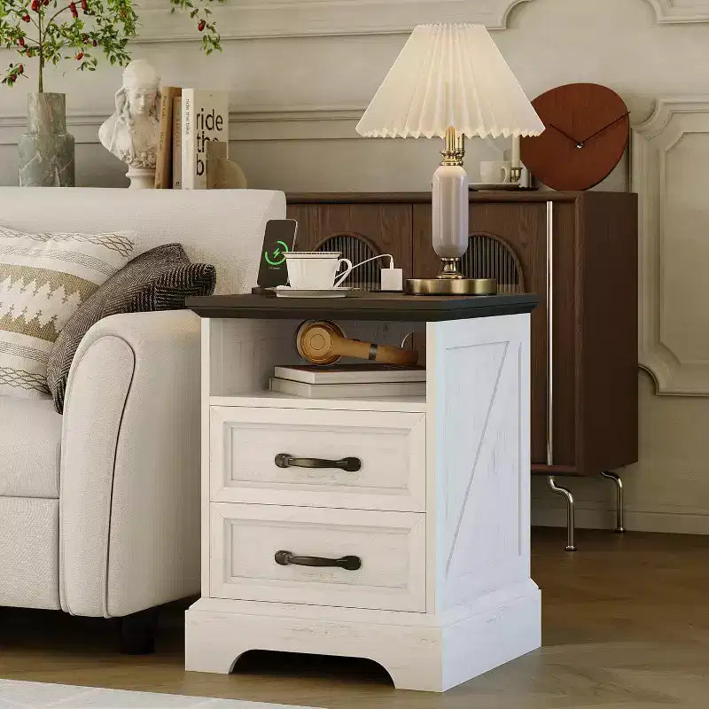 Table de chevet de ferme avec 2 tiroirs, étagère ouverte, port USB et prise pour petit espace de chambre, lot de 2, style rustique
