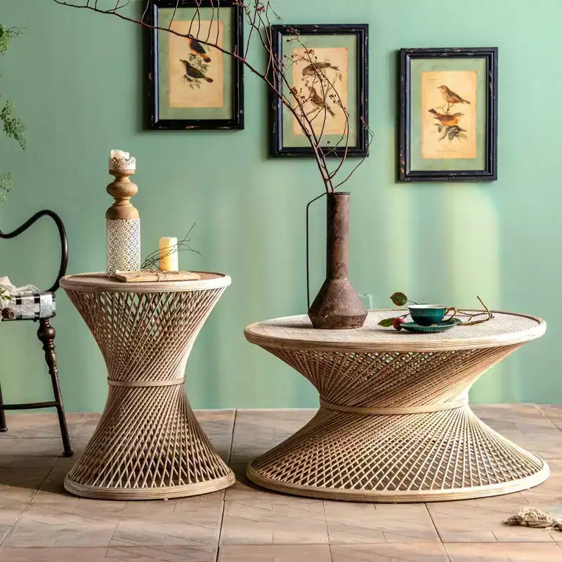 Table basse ronde en rotin naturel EHMKNP – Pièce unique pour salon d'appartement, table d'appoint en rotin pour espace de vie
