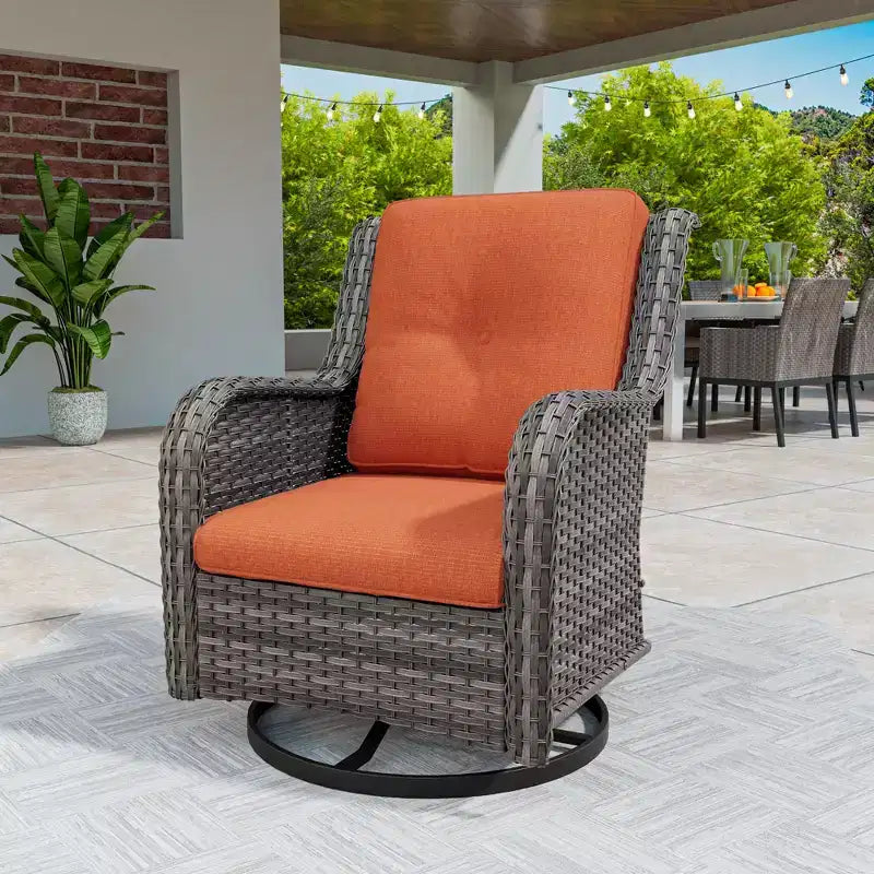 Chaise de patio pivotante et à bascule d'extérieur UPTIOT