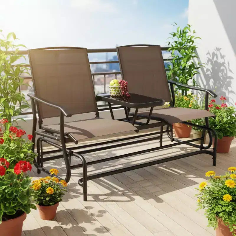 Banc planeur d'extérieur Gymax 2 places avec table en verre centrale, chaise longue de patio, balancelle de jardin, causeuse, marron