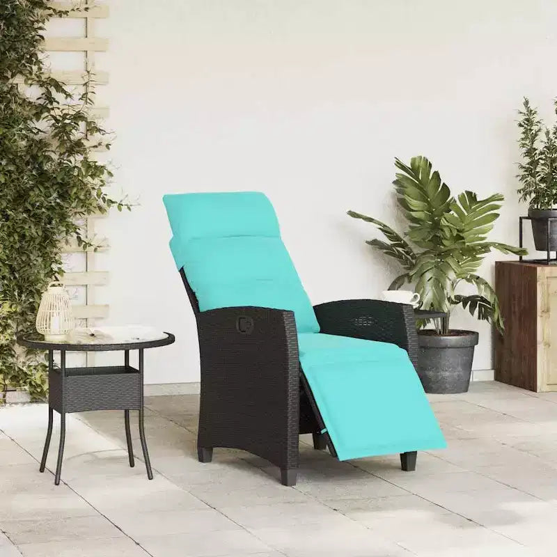 Chaise de jardin inclinable vidaXL en résine tressée avec table d'appoint