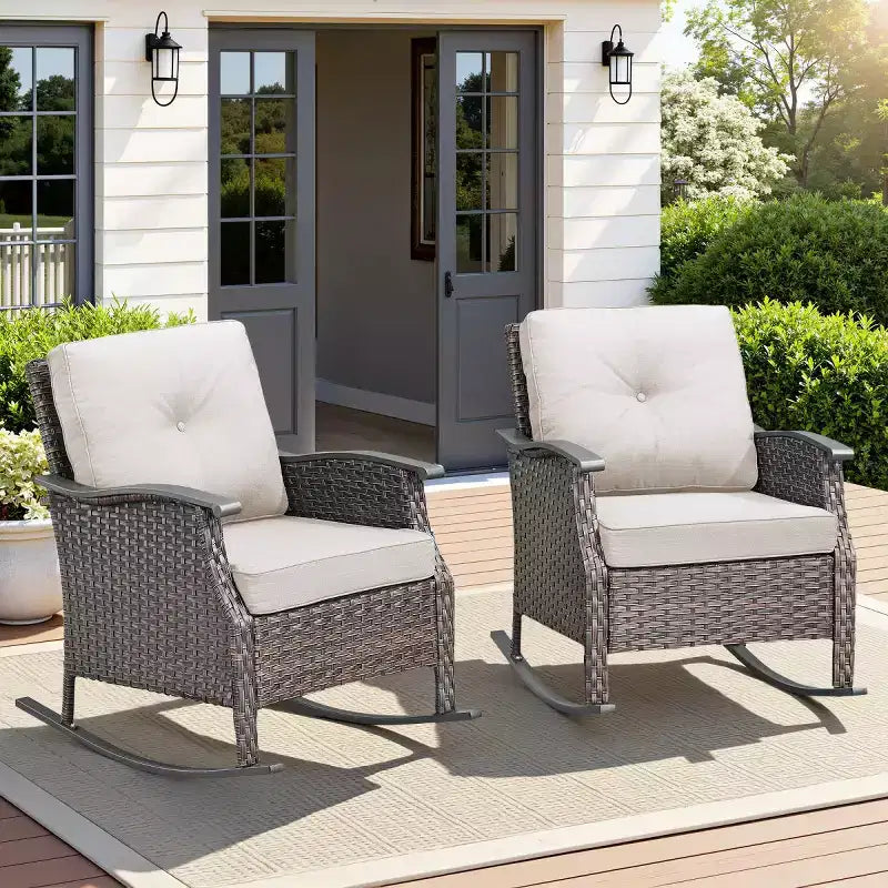 Ensemble de 2 chaises berçantes d'extérieur avec coussins, fauteuils à bascule de patio en osier gris résistant aux intempéries pour porche, jardin, terrasse ou arrière-cour-Panipeachy