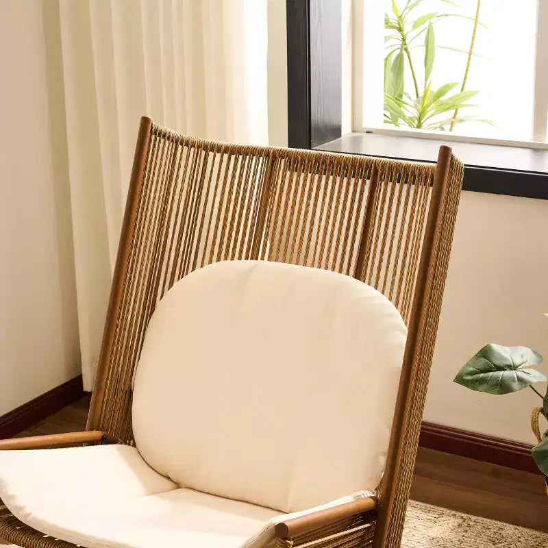 ModernLuxe Fauteuil à bascule d'extérieur avec dossier haut et coussin, bascule de patio en résine tressée, chaise longue moderne en osier