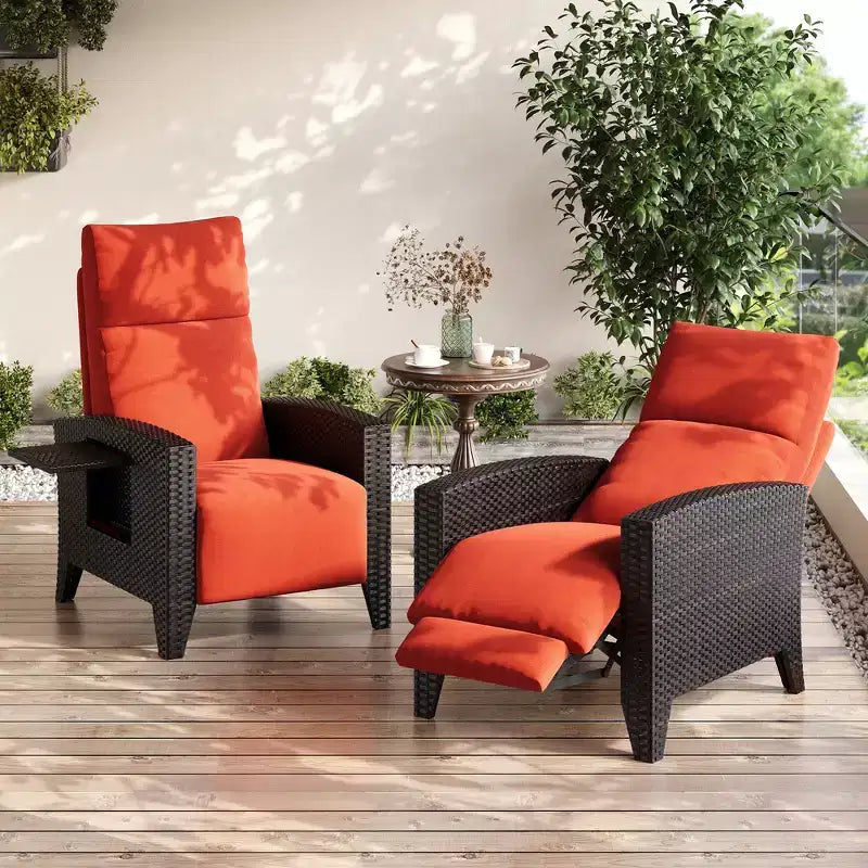 Chaise longue d'extérieur avec tablette rabattable, chaise de patio avec réglage indépendant du dossier et du repose-pieds
