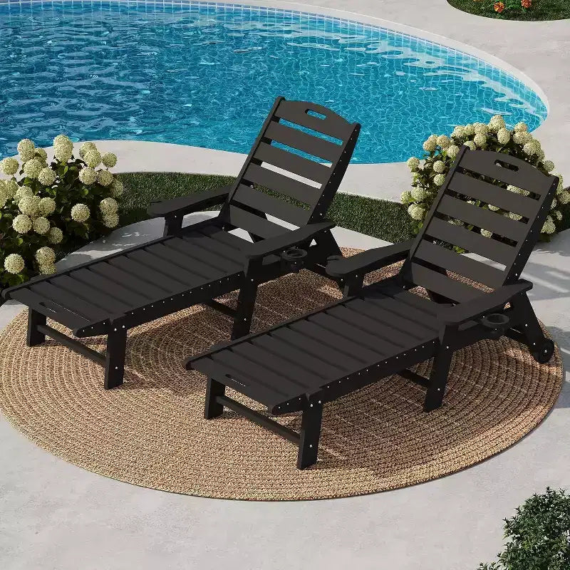 Chaise longue d'extérieur, Chaise longue d'extérieur avec roulettes, Dossier réglable sur 5 positions, Chaise longue en PEHD résistante aux intempéries avec porte-gobelet