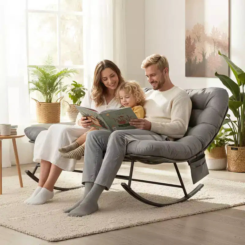 Karl Home | Fauteuil à bascule Papasan deux places avec pochette à magazines