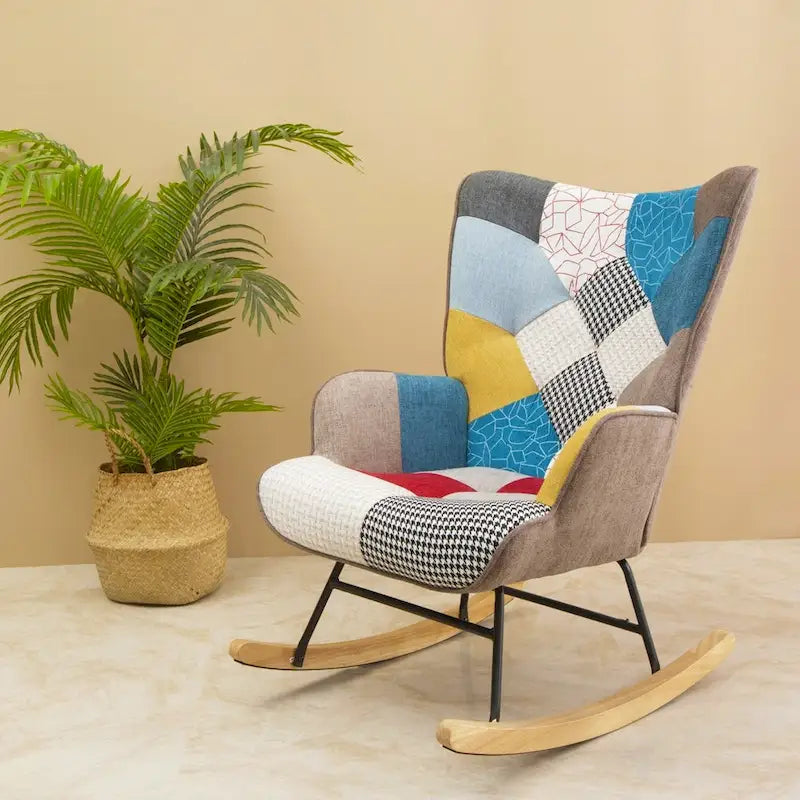 Fauteuil à bascule en tissu Mid-Century avec pieds en bois et lin patchwork