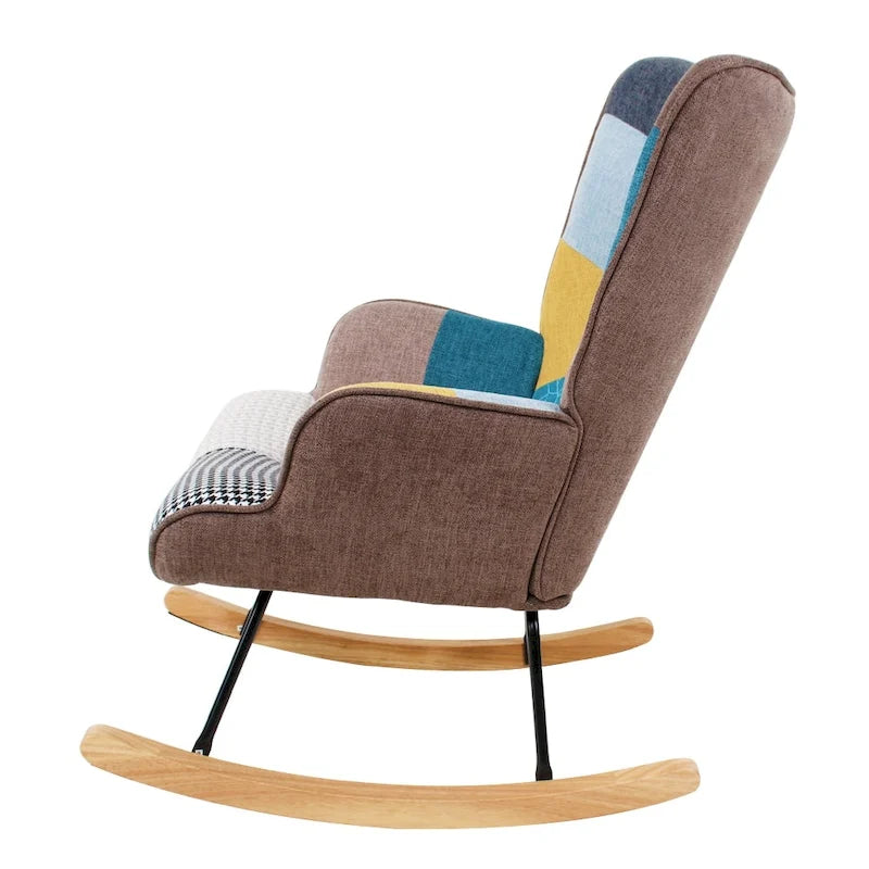 Fauteuil à bascule en tissu Mid-Century avec pieds en bois et lin patchwork