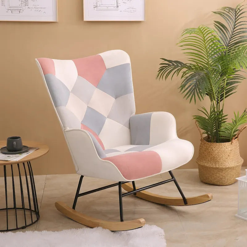 Fauteuil à bascule en tissu Mid-Century avec pieds en bois et lin patchwork