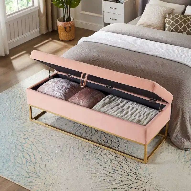 Banc de rangement en velours touffeté avec base en métal doré