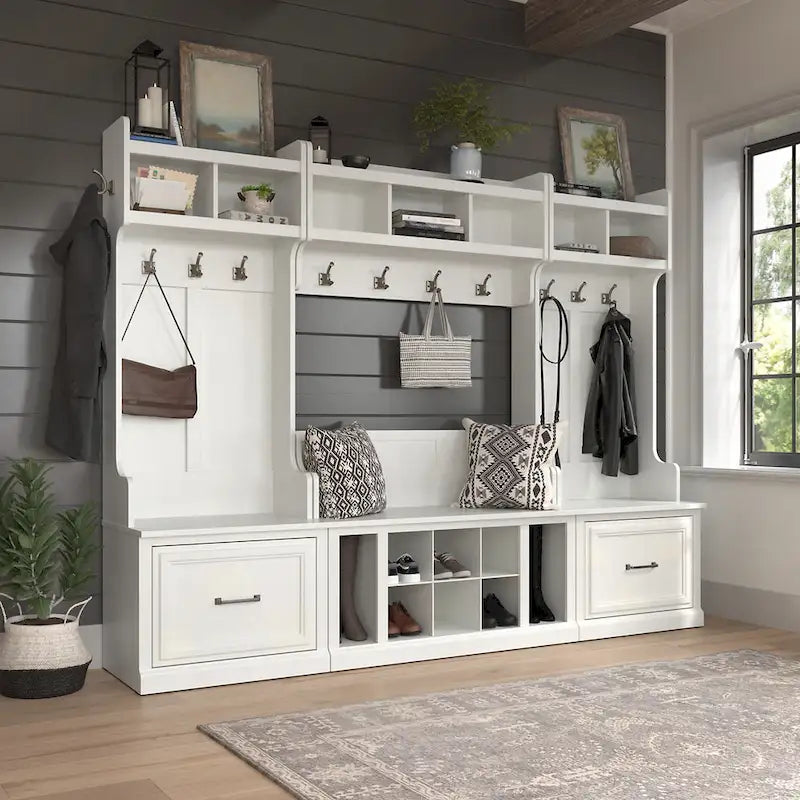 Ensemble de rangement complet Woodland avec porte-manteau par Bush Furniture