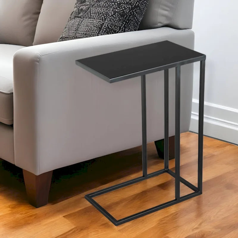 HomeRoots Table d'appoint abstraite en fer noir 24 - 17' X '23.6' X '11