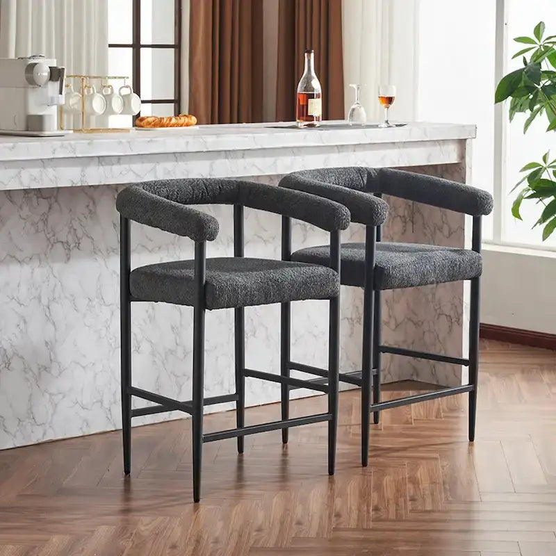 Tabourets de bar modernes en bouclette lot de 2, hauteur comptoir avec structure métallique et accoudoirs pour îlot de cuisine, salle à manger