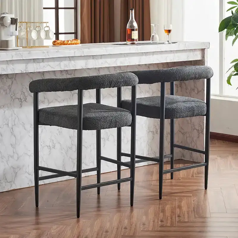 Tabourets de bar modernes en bouclette lot de 2, hauteur comptoir avec structure métallique et accoudoirs pour îlot de cuisine, salle à manger