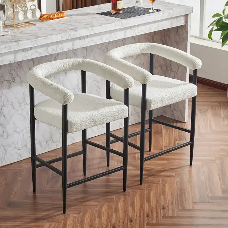 Tabourets de bar modernes en bouclette lot de 2, hauteur comptoir avec structure métallique et accoudoirs pour îlot de cuisine, salle à manger