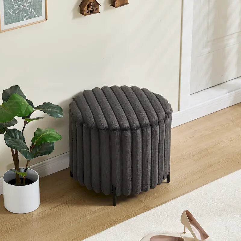 Repose-pieds pouf rond capitonné large 22.05 avec pieds en métal noir