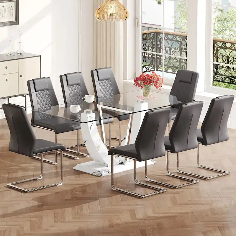Ensemble de salle à manger moderne avec table en verre trempé, piètement en U à motif marbre et chaises rembourrées en similicuir.