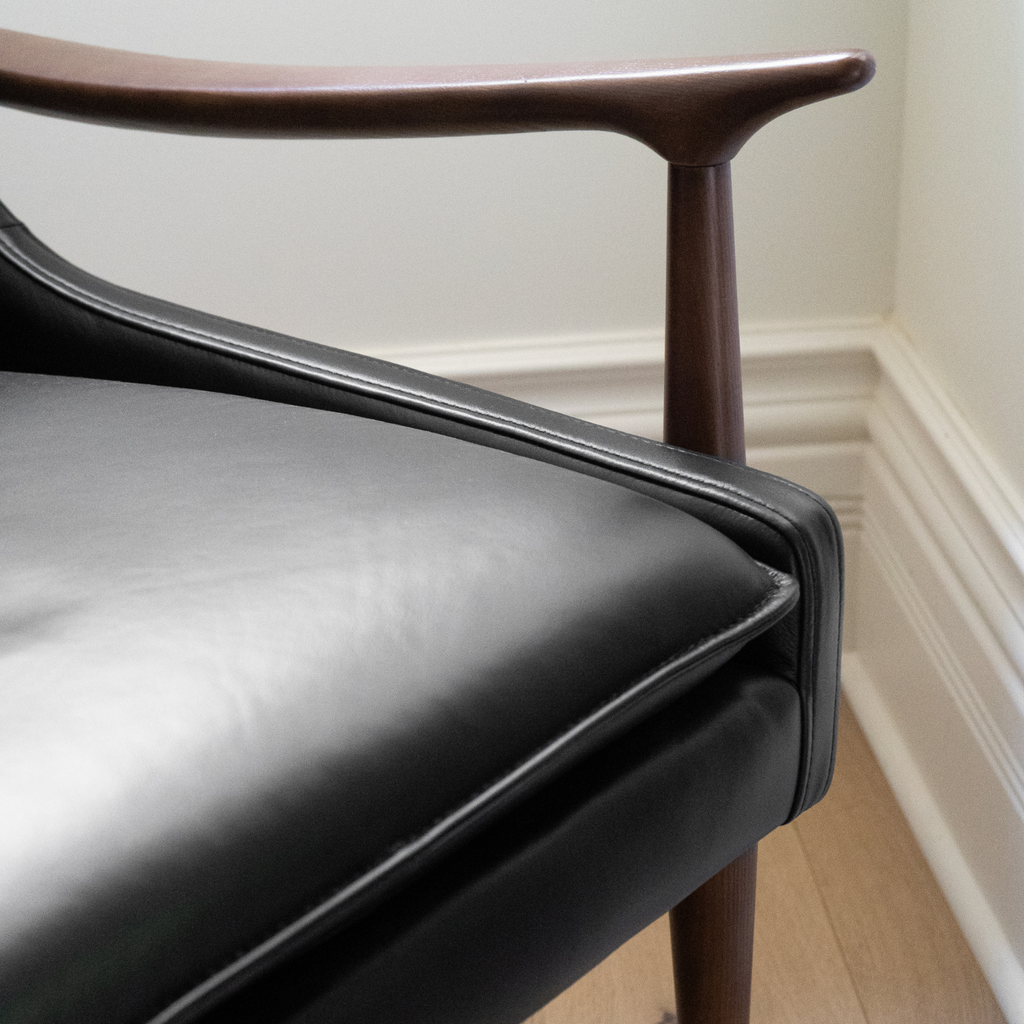 Mid-Century Leather Lounge Chair