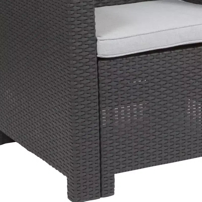 Chaise en rotin synthétique Flash Furniture avec coussin tout temps