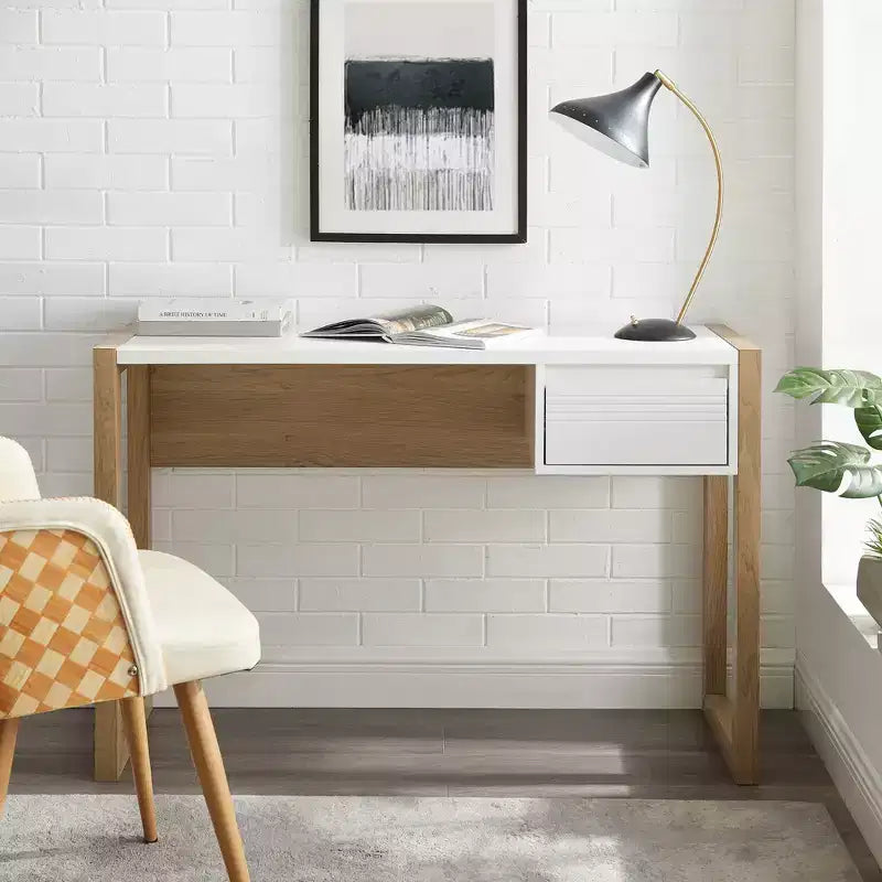 Bureau d'écriture bicolore Claudine Chic avec tiroir rainuré - Saracina Home