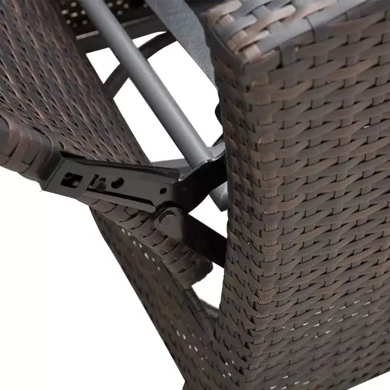 Fauteuil inclinable en rotin synthétique Outsunny avec pivotement à 360°, coussin moelleux, chaise longue pour patio, jardin, cour arrière